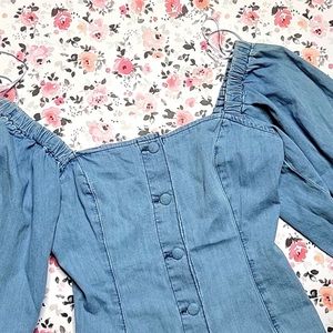 NWT Denim crop top with peasant style sleeves.  In perfect NWT condition